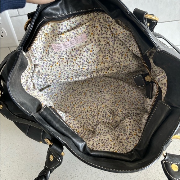 Samantha Vega Black Leather braided handle scalloped Shoulder Bag purse womens - Picture 10 of 10